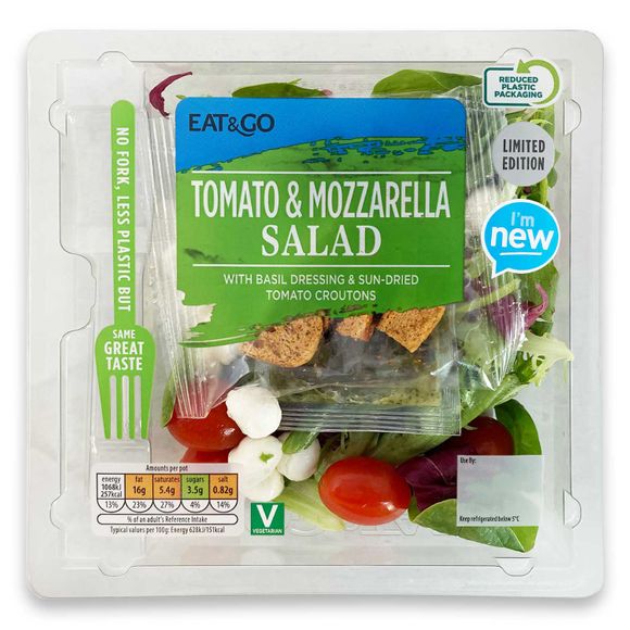 Eat & Go Tomato & Mozzarella Salad With Basil Dressing & Sun-dried Tomato Croutons 170g